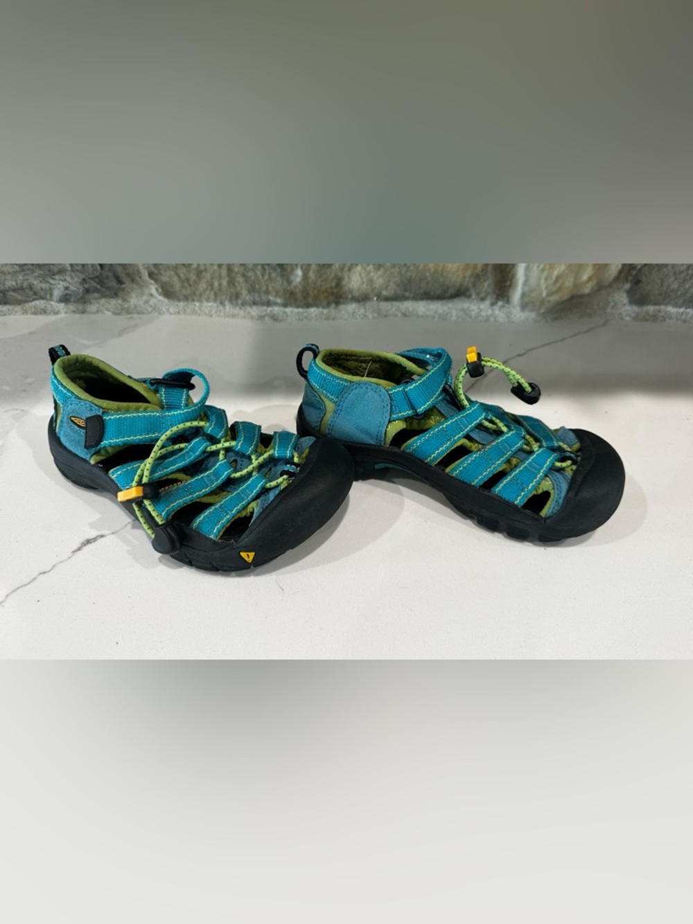 KEEN Newport Youth Aqua Blue / Lime Green Waterproof Sandals YOUTH SIZE 1 2